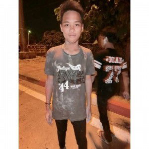 งานไหนฟรีขอให้บอก งานไหนออกอย่าบอกกู. profile icon