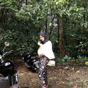 Ayu Nur Gustiana profile icon