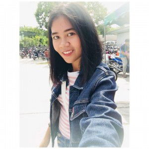 พิ้' พลอย profile icon