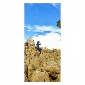 Ade Trinia Putri profile icon