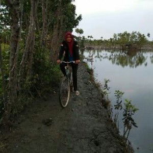 Gilang Kumala Dewi profile icon