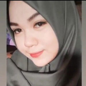 Lidya Chintya profile icon