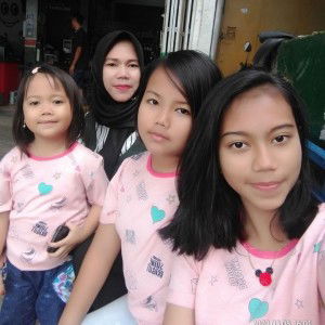 Yuni Lastri profile icon