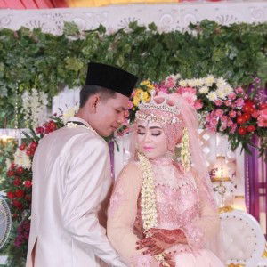 Fatkhia Khia Khia profile icon