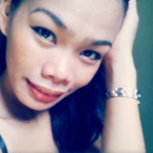 izel rebusquillo profile icon