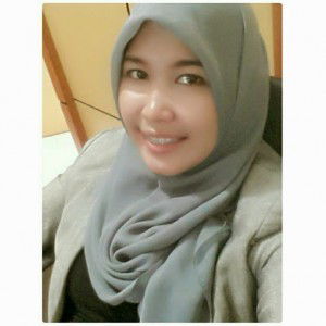 Ratna Rusli profile icon