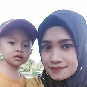 Inha Zee Poetry Leo profile icon