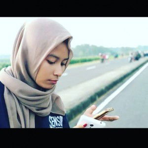 Intan Berliana profile icon