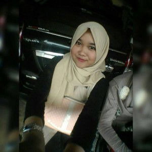 Indrii Fitrianii profile icon