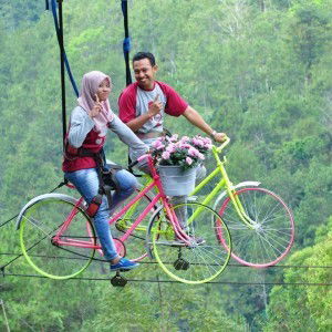 Aina Avriez profile icon