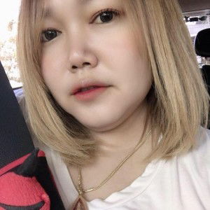 Nipa Thongplang profile icon