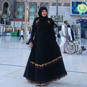 Rizka Yanti profile icon