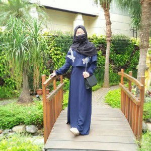 Enong Fitri Susanti profile icon