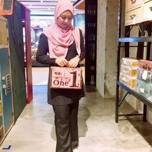 Sasha Hanif profile icon