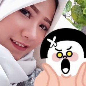 Siti Eva Rojanah profile icon