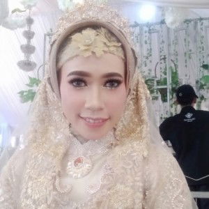 oki anggraini profile icon