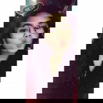 yuli iswanti profile icon