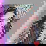 Evelyn Agonia profile icon