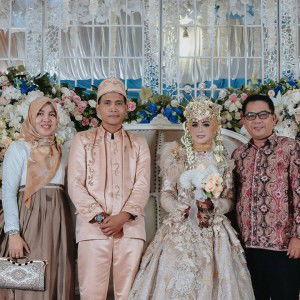 listria anjani profile icon