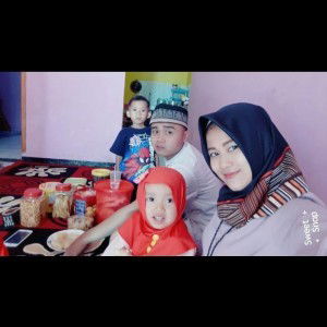 Yuni Ratnasari profile icon