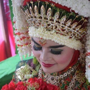 Dhewie Rahayu profile icon