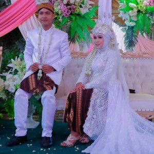 Yulia Emma profile icon