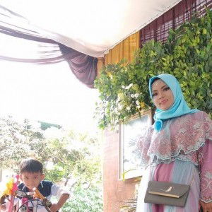 Nur Aini profile icon