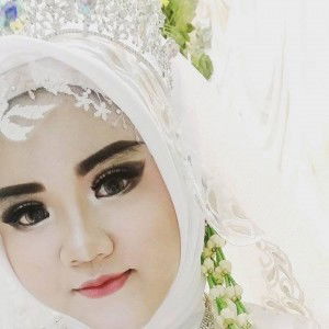 Dwi Vera P.S. profile icon