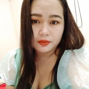 Yuy Yuy Poykhunthod profile icon