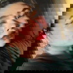 Khaizelle Dela Rosa profile icon