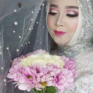 Tantriningsih profile icon