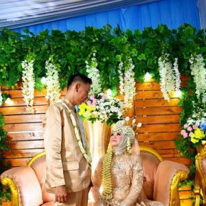 Desi Andryani profile icon