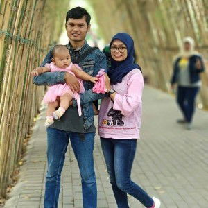 Tia Rostiani profile icon