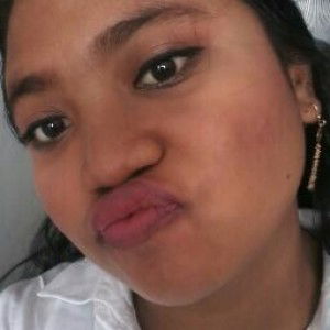 Putri Lestariningsih profile icon