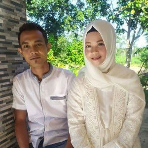 Wiwik Khairul profile icon