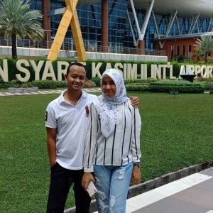 Tiwi Putri profile icon