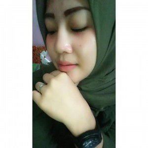 Dewi Lestari profile icon