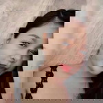 Remelyn De la Roca profile icon