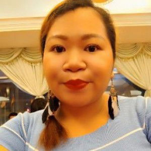 Laura Mirchlle profile icon