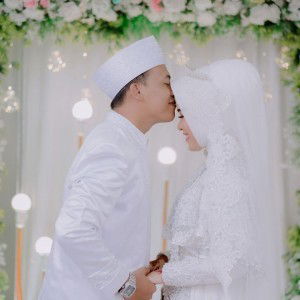 Dwi Damayanti profile icon