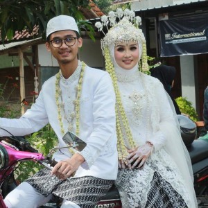 Selviana Ariyanti profile icon