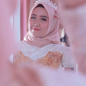 Yulia Fransiska profile icon