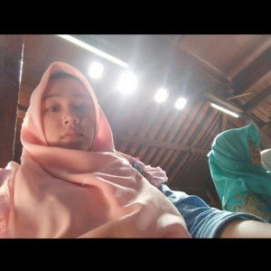 Fitri Dewi profile icon