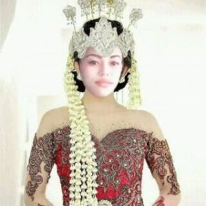 Nova Hairunisa profile icon