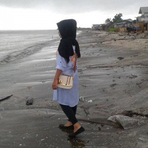 Mom's Dhika Permana profile icon