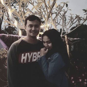 Serly Putriyani profile icon