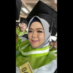 Wahyuni Uni profile icon