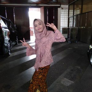 Arizal and Anis profile icon