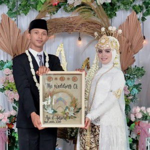 Anisa Bella profile icon