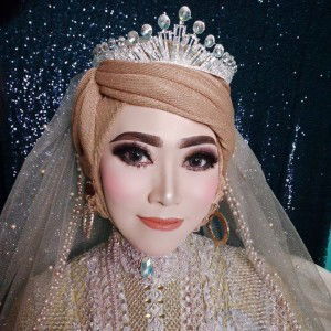 Desi Ratnasari profile icon